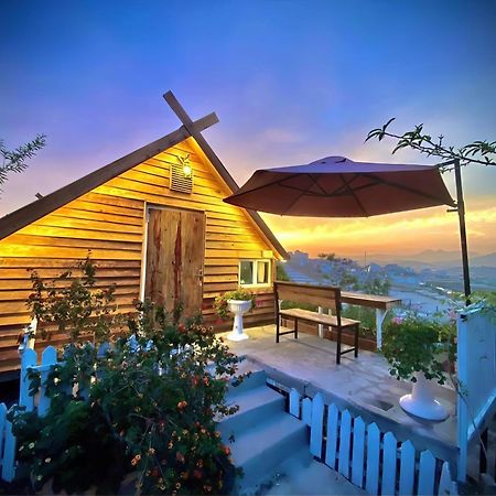 Iza Homestay Trai Mat Exterior foto